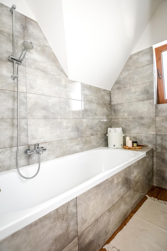 Bathroom 3, Apartamenty Dwupoziomowe Dwa Widoki Jacuzzi & Sauna, Tatra