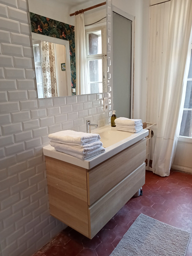 Bathroom 5, Mas Palegry, Pyrénées-Orientales