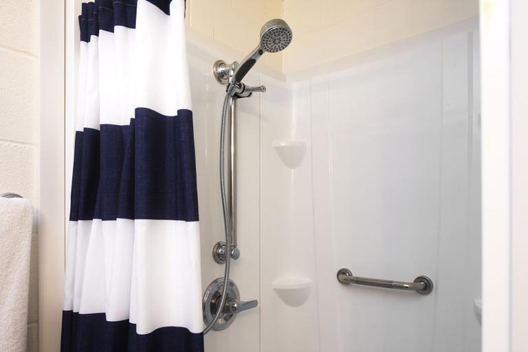 Bathroom 3, Oasis Lake Buchanan, Llano