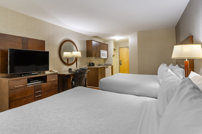Bedroom 3, Devonian Hotel & Suites, Division No. 18