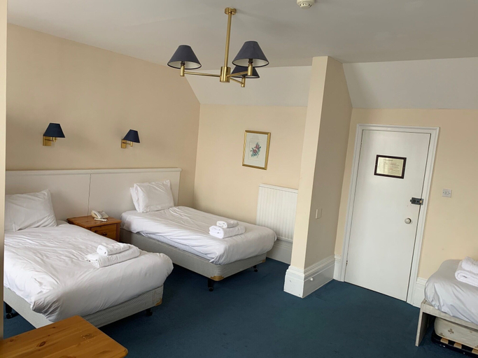 Bedroom 2, Yelf's Hotel, Isle of Wight