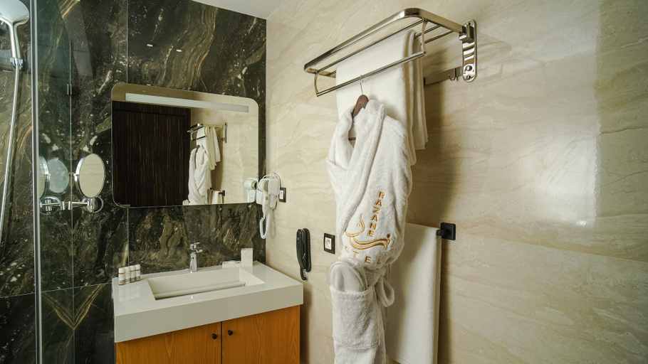 Bathroom 4, RAZANE HÔTEL, Kénitra