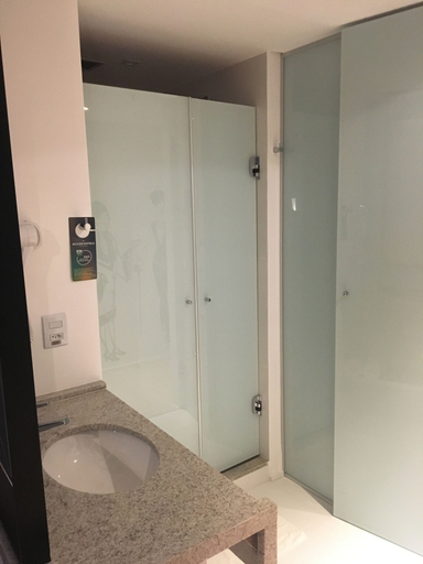 Bathroom 4, ibis Styles Goiania Marista, Goiania