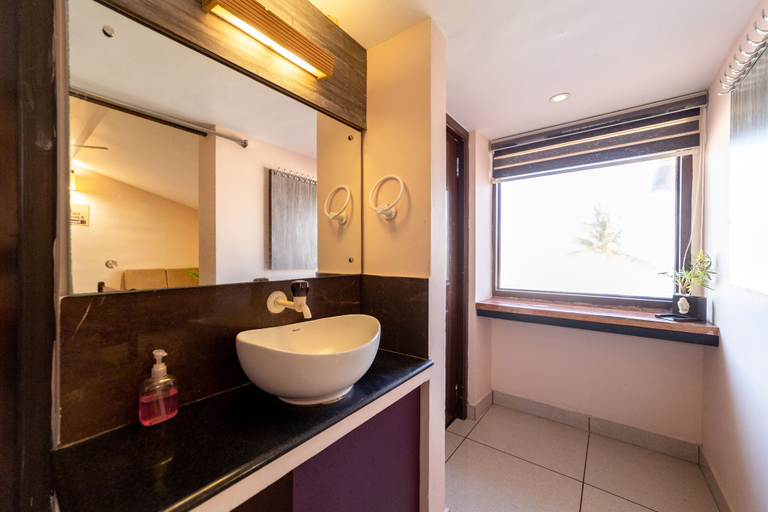 Bathroom 3, Mermaid Island Beach Resort, Viluppuram