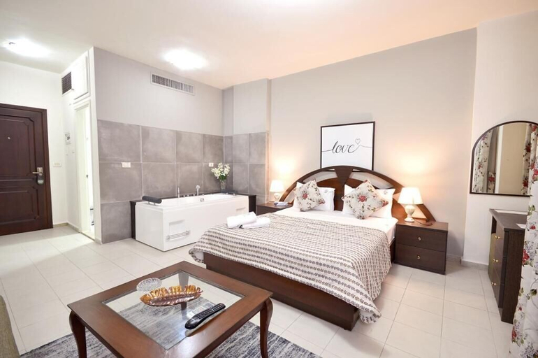 Bedroom 2, Nine Seven Hotel, Kasrouane