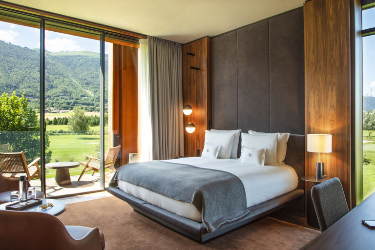 Bedroom 3, Jiva Hill Resort - Genève, Ain