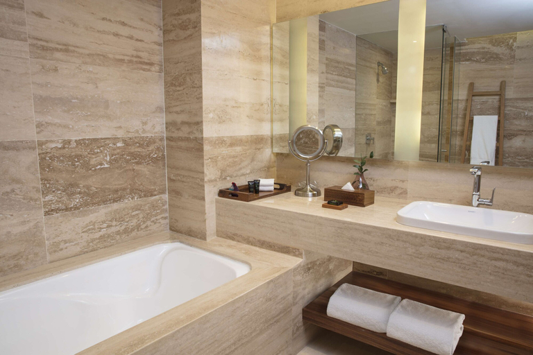Bathroom 5, Hyatt Centric Campestre Leon, León