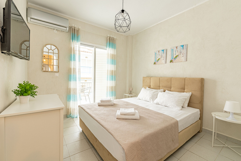 Bedroom 3, Kordela studios, Central Macedonia