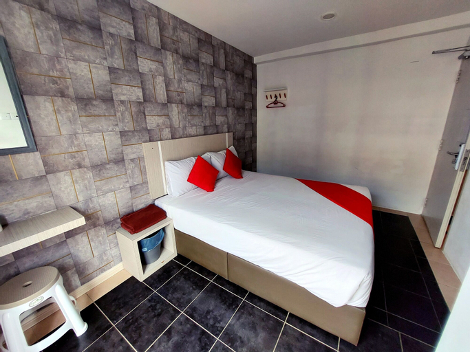 Bedroom 8