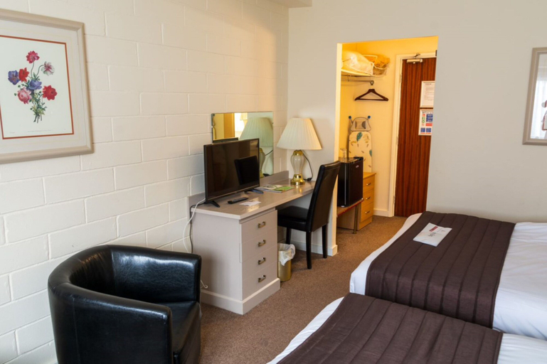 Bedroom 3, The Waterside Hotel, Aberdeenshire