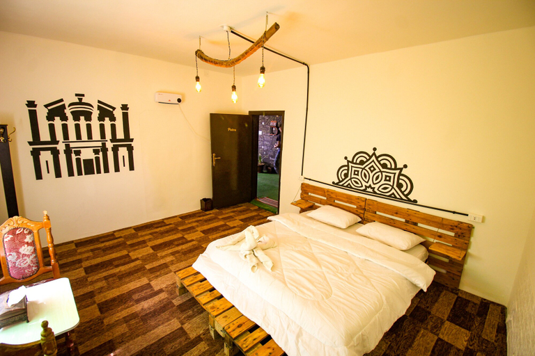 Bedroom 3, Petra NefNaf, Wadi Musa