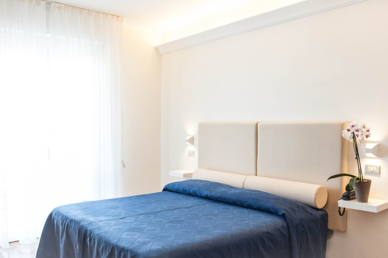 Bedroom 4, Kiss Beachfront Hotel & Restaurant, Ravenna