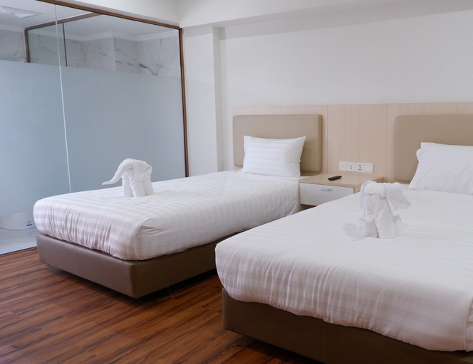 Bedroom 4, lucky Elephant Hotel, Bang Kapi