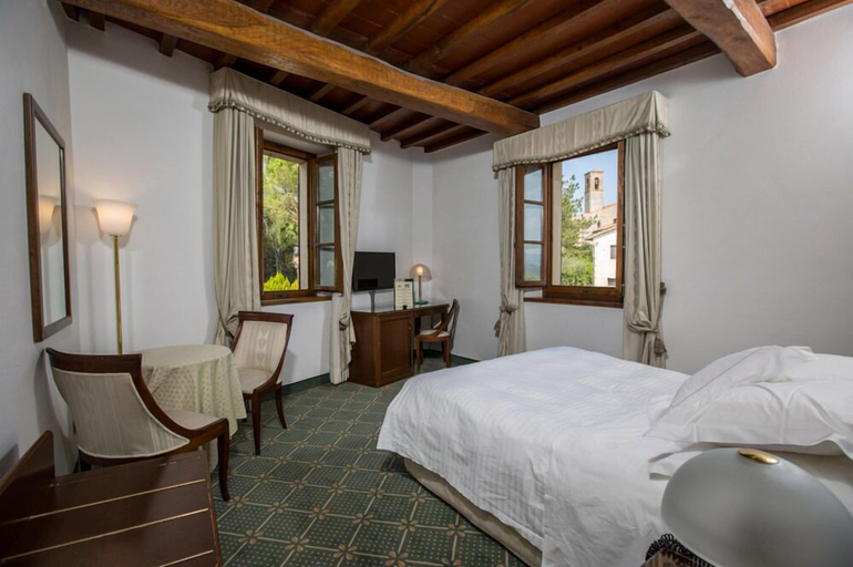 Bedroom 3, Villa San Lucchese, Siena
