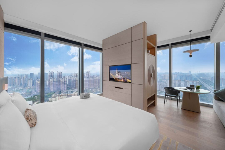 Bedroom 4, Grand Bay Hotel Chengdu, Chengdu