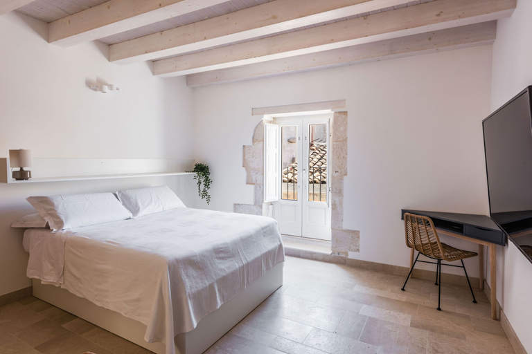 Bedroom 3, Giudecca Apartments by Wonderful Italy, Syracuse