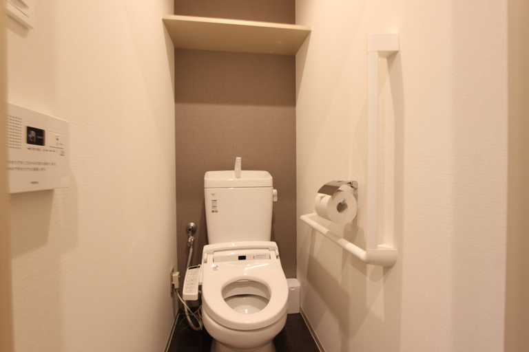 Bathroom 5, JUSTIN FUKUOKA, Fukuoka
