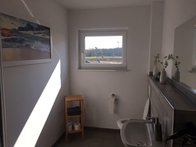 Bathroom 5, Zimmer Adelheid, Celle