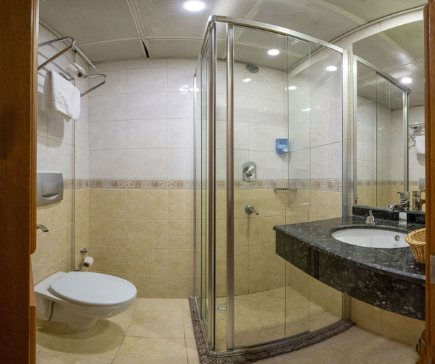 Bathroom 4, New Central Hotel, Fatih