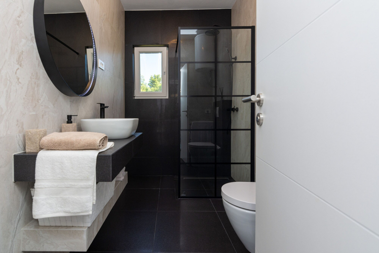 Bathroom 3, Apartment Beric, Vir