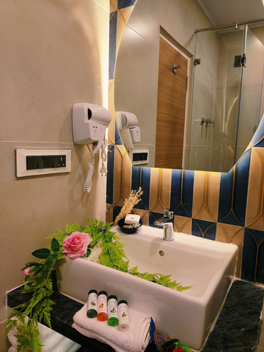 Bathroom 5