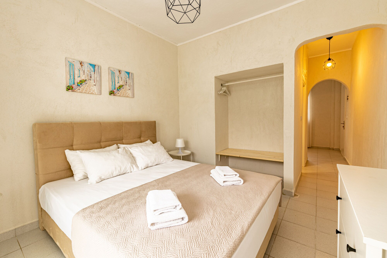 Bedroom 4, Kordela studios, Central Macedonia