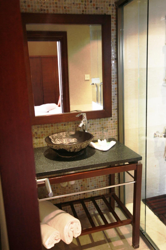 Bathroom 5, Le Jazz Hotel