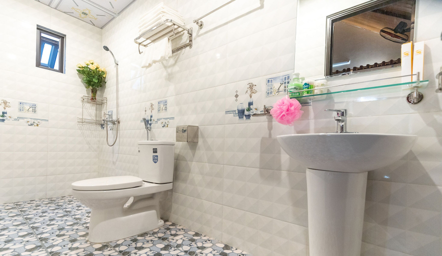 Bathroom 4, Tam Coc Minh Hung Homestay, Hoa Lư