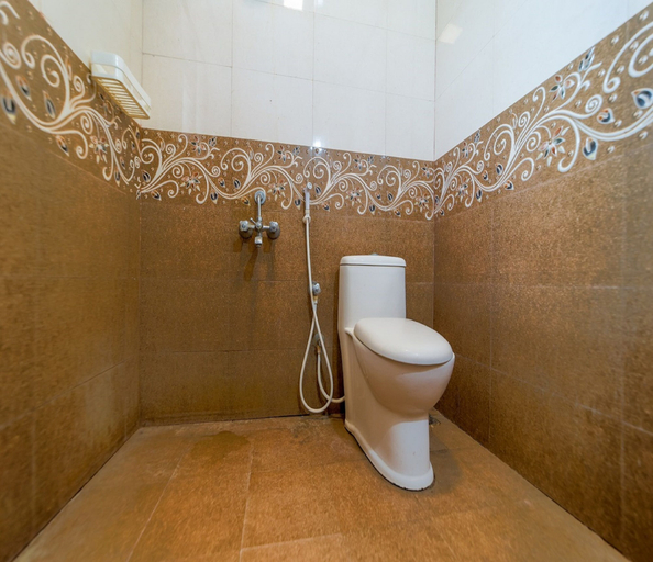Bathroom 5, GD Club and Resort, Cuddalore