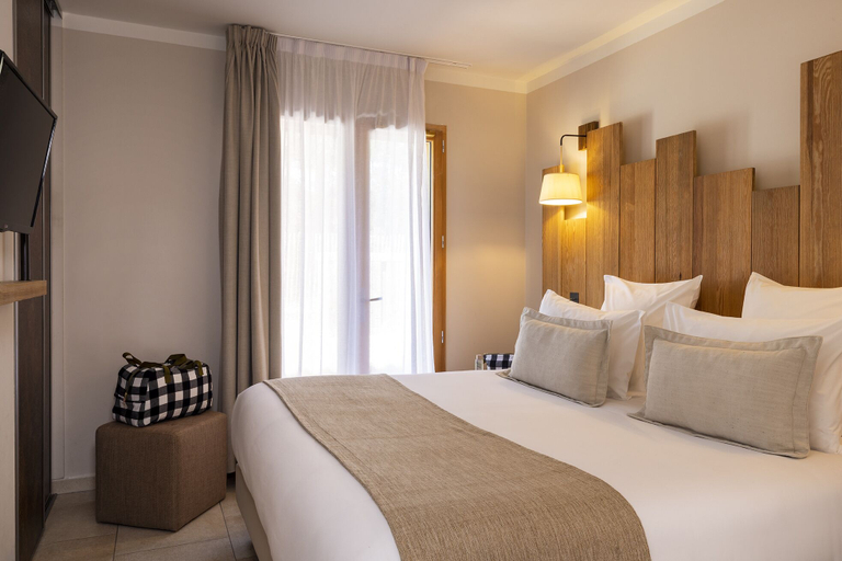Bedroom 3, Domaine du Ferret Restaurant & Spa, Gironde