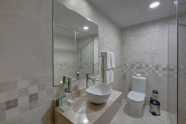 Bathroom 5, Regency Luxury Suites, Dubai