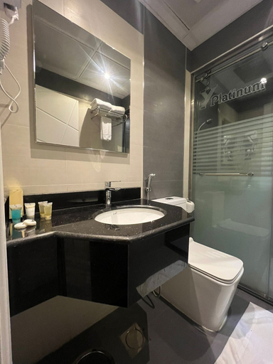 Bathroom 5, Platinum Hotel, Al Madinah Al Munawwarah