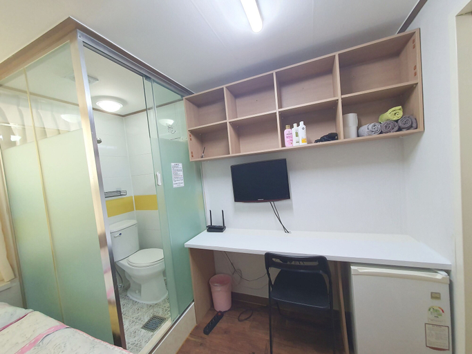 Others 5, IRich House, Gangnam
