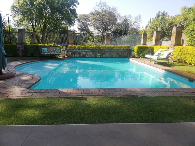 Sport & Beauty, Treehouse on Maple, City of Johannesburg