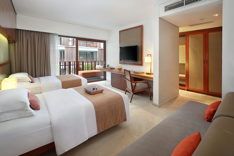 Bedroom 30