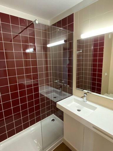 Bathroom 5, Flag Hotel Lisboa Oeiras, Oeiras