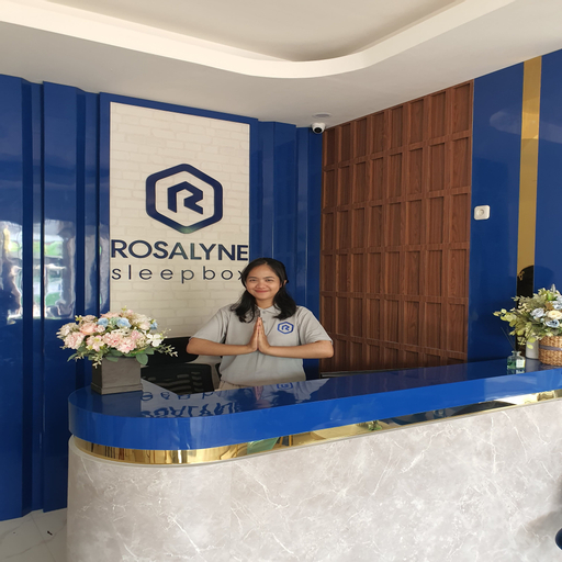 Rosalyne Sleepbox Stasiun Tugu, Yogyakarta