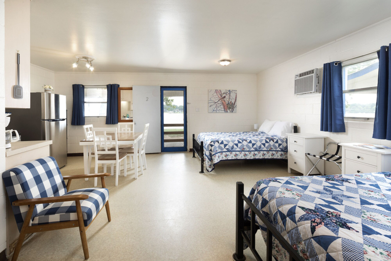 Bedroom 2, Oasis Lake Buchanan, Llano