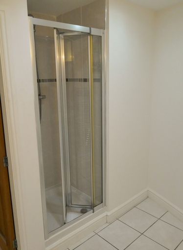 Bathroom 3, Tewitfield Marina, Lancashire