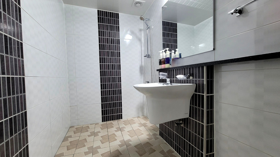 Bathroom 3, Hadong RG Pension, Hadong