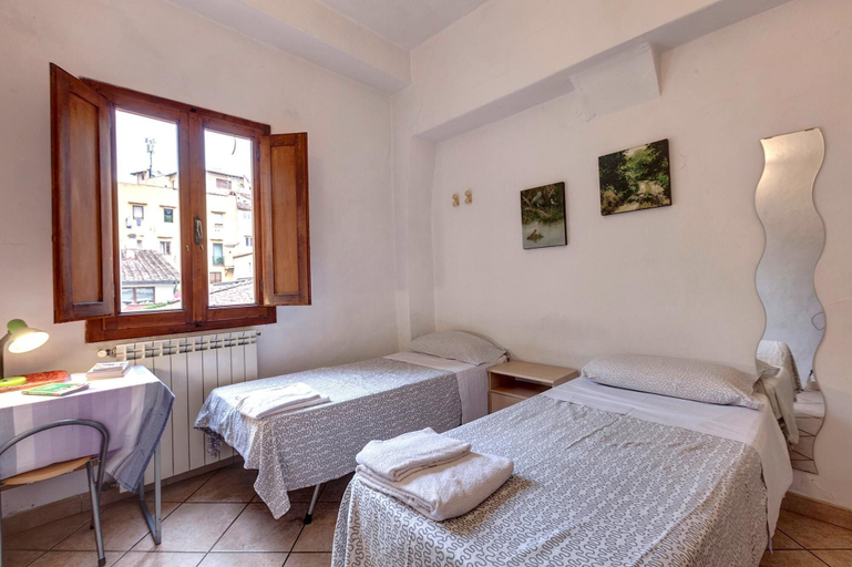 Room 5, Sapiti 2 P in Firenze, Florence