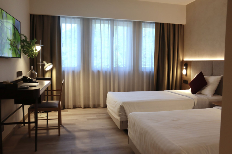 Bedroom 5, The Brunei Hotel, Bandar Seri Begawan