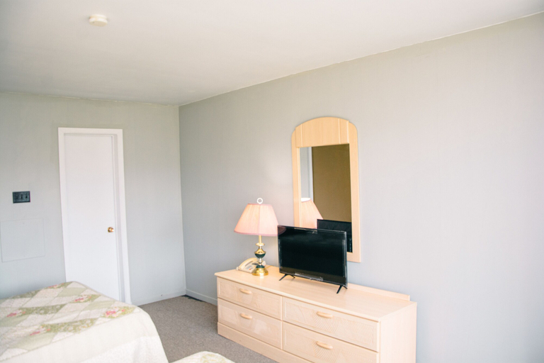 Bedroom 2, Travels Inn Victoria County, Victoria