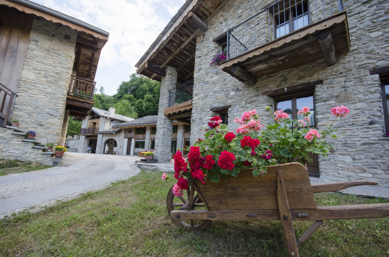 Exterior & Views 2, il Sogno della Vita, Cuneo