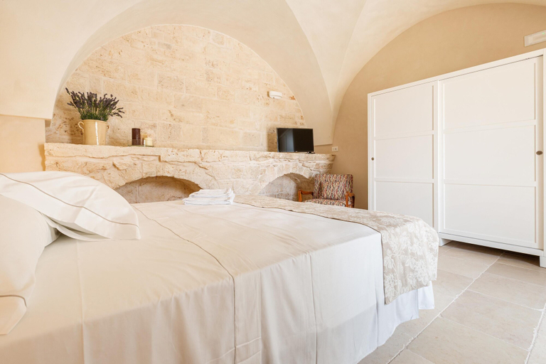 Bedroom 4, 3070 Masseria Macchia- Suite Matrimoniale 3 by Barbarhouse, Brindisi