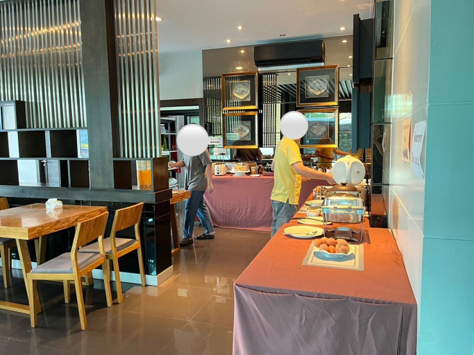 Food & Drinks 5, Huern Nana Jomsawan, Muang Phrae