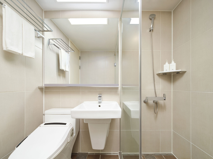 Bathroom 5, Hanwha Resort Haeundae, Haeundae
