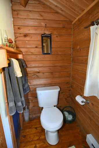 Bathroom 3, Whispering Hills - Couples Getaway, Morgan