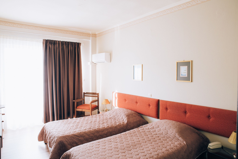 Bedroom 4, Hotel Tzaki, West Greece