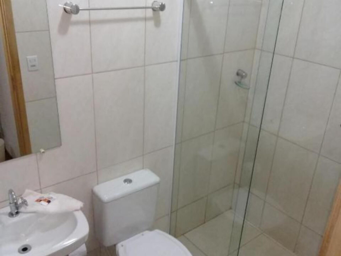 Bathroom 3, Ipê Rosa Hotel, Bauru